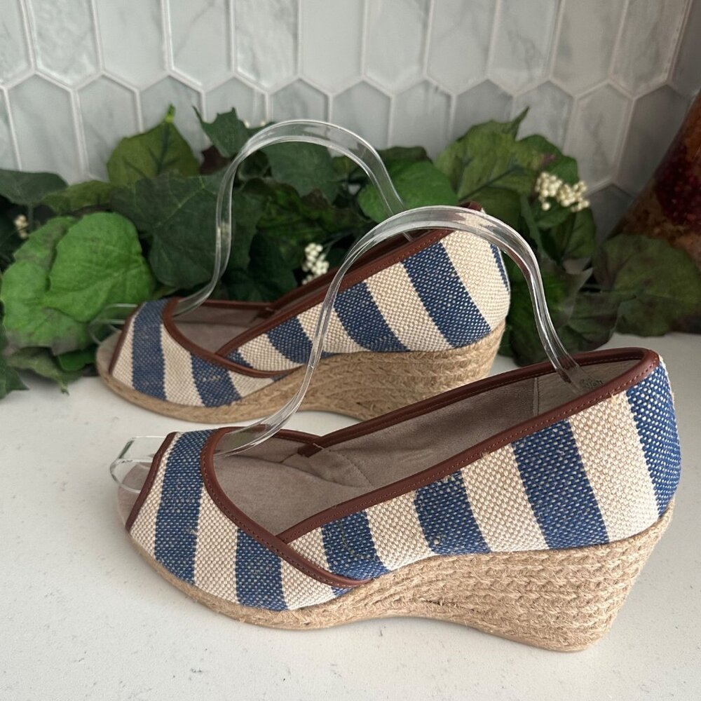 G.H. Bass & Co. Womens Blue & Cream Striped Open-Toe Espadrille Wedge Heels 7.5M - Picture 6 of 8